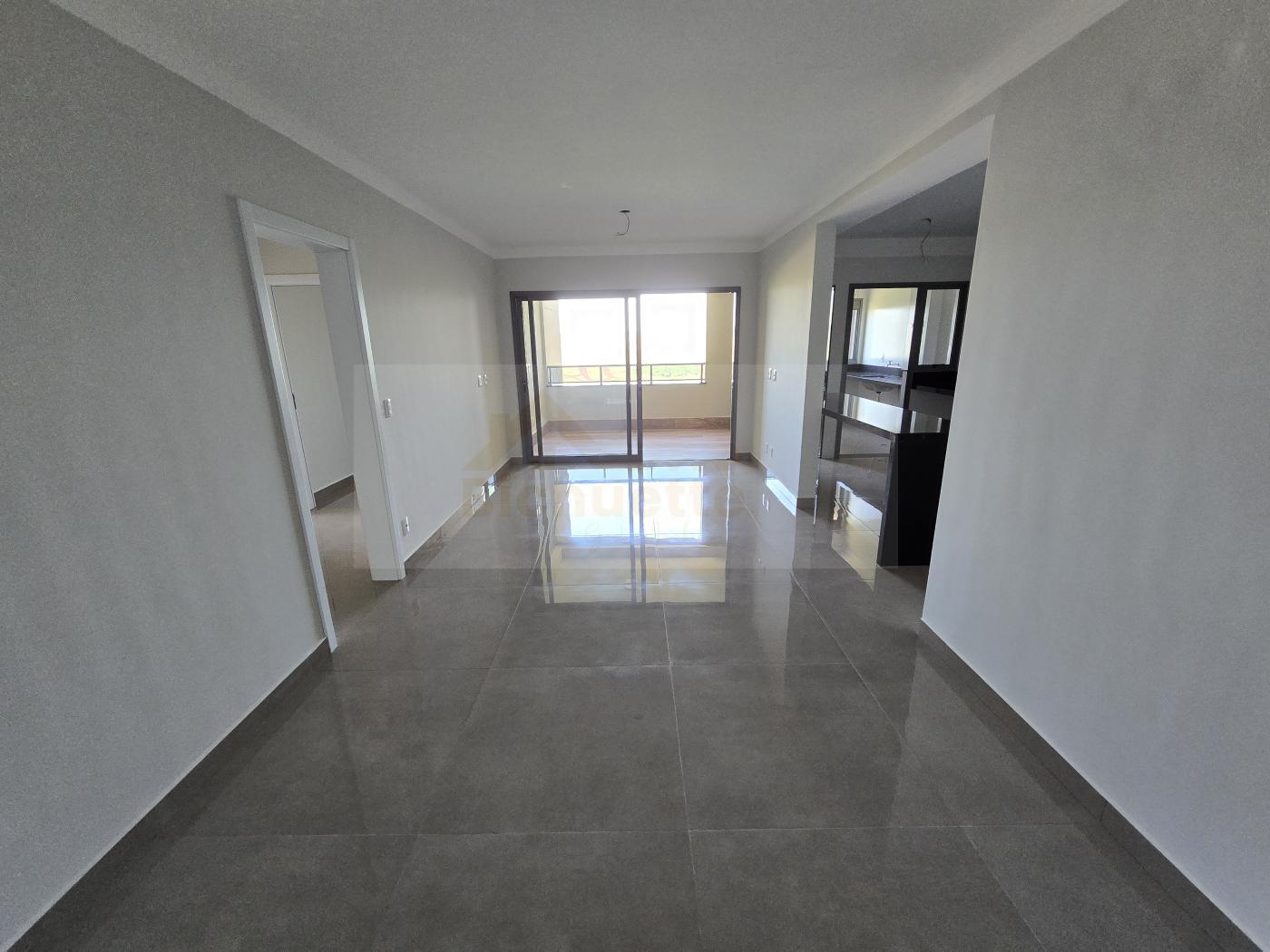 Apartamento à venda com 3 quartos, 126m² - Foto 1