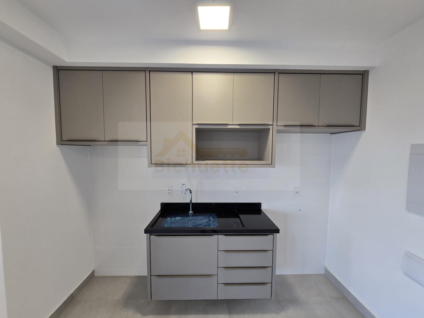 Apartamento para alugar com 3 quartos, 101m² - Foto 4