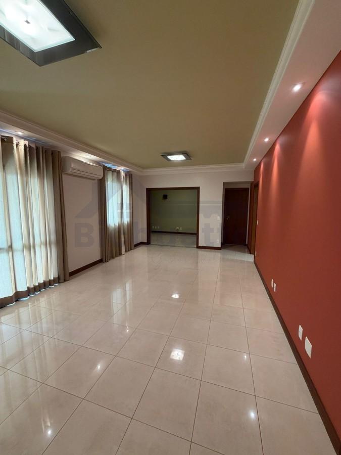 Apartamento, 3 quartos, 138 m² - Foto 1